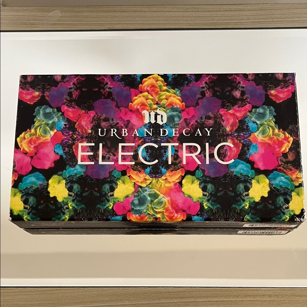 Urban Decay Electric Palette with Vibrant Hues